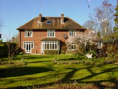 Hatsue Guest House B&B,  Camberley